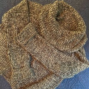 Cow neck crop sweater